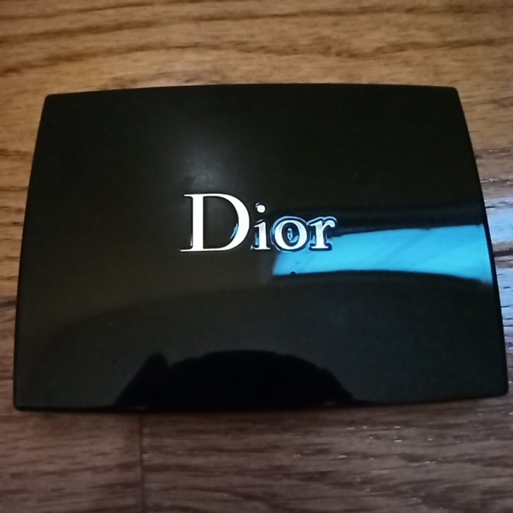 Dior powder foundation 0N